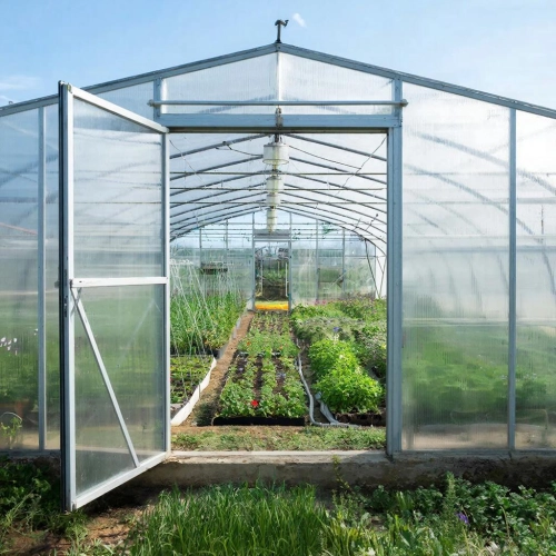 SEO продвижение сайта компании специализирующейся на производстве и продаже теплиц и товаров для сада